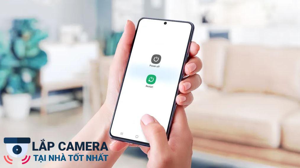 Khởi động lại điện thoại
