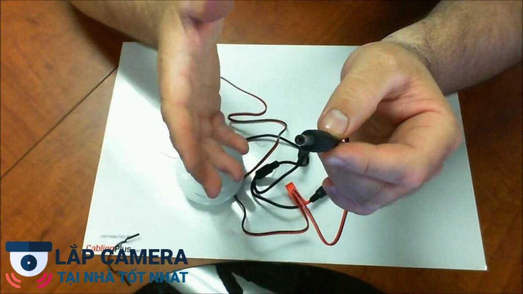 Kiểm tra dây nguồn của camera